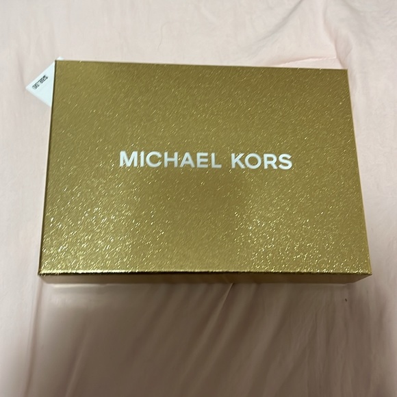 Michael Kors Adjustable Belt Bag - Picture 3 of 5